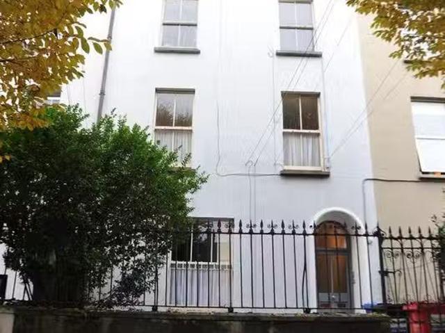 2 Mount Verdon Terrace, St. Lukes, Co. Cork, T23D992 is for sale