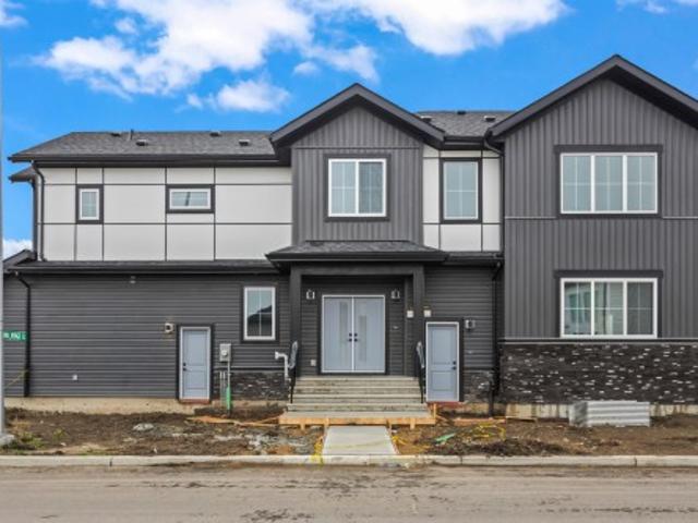 2 Owl Ridge Close, Fort Saskatchewan, AB, T8L 0P6 house for sale | Listing ID E4499 | Royal LePage