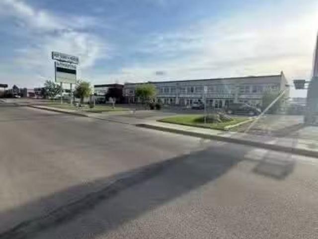 2 & Avenue, Red Deer, AB, T4N 3W7 commercial for lease List.