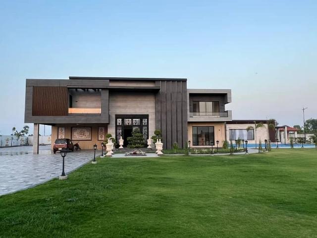 2 Acres 6 Bedrooms Fully Furnished Ultra Luxury Modern Design Farm Hou Lahore Cantt ID 90628