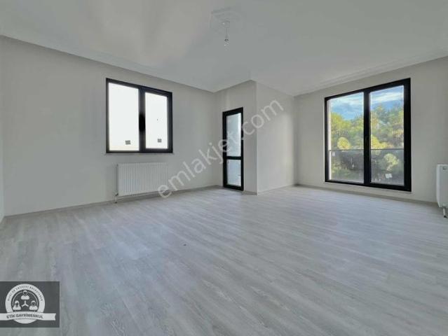 2 Adet Ayrı 2+1 Daire Çatı Dubleks Daire. Manzaralı
