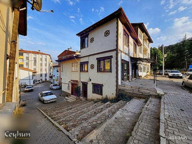 2 ADET İŞ YERİ + 2 ADET 1+1 DAİRE OLMAK ÜZERE 4 AYRI TEK TAPULU