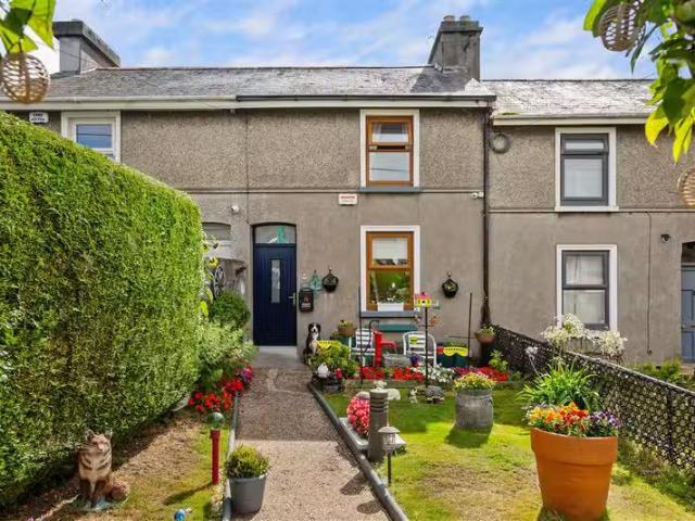 2 and 2A Park Terrace, Sea Road, Ferrybank, Arklow, Wicklow, Y.