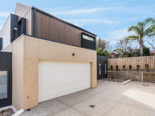 2 And 3/8 The Avenue, Belmont VIC 3216 Townhouse For Rent | Domain