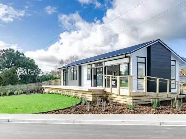 2 Anderson Park Drive, Waikanae, Kapiti Coast For Sale