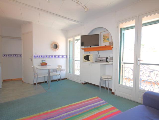 2 Appartements dans Maison de Village Centre Historique