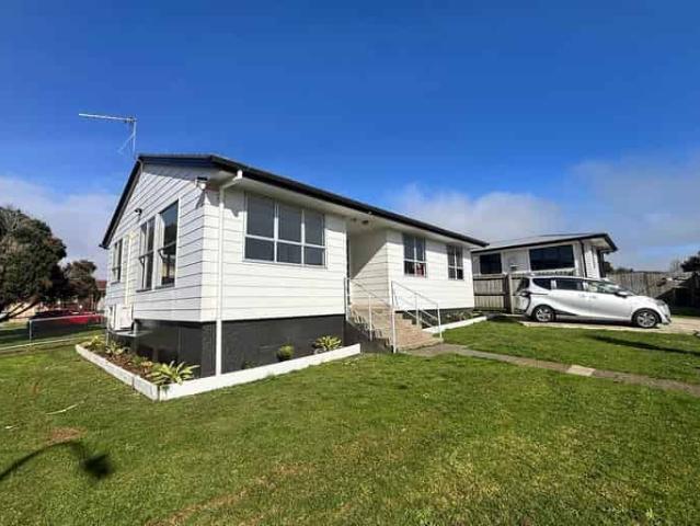 2 Arnhem Place, Pukekohe, Franklin