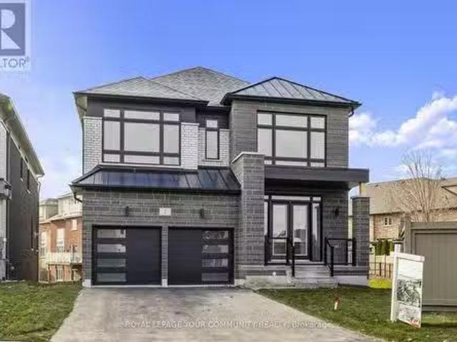 2 Bunn Court, Aurora, ON, L4G 0G6 house for sale Listing ID.
