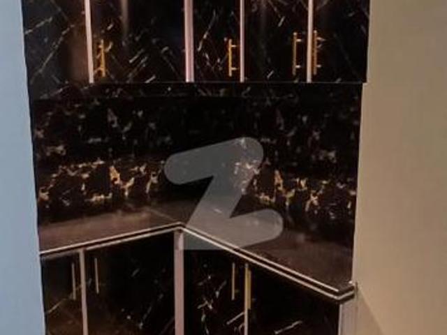 2 bad dd for rent available Daniyal Residency