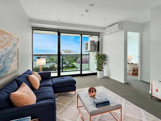 2 Bathroom Apartment for Rent