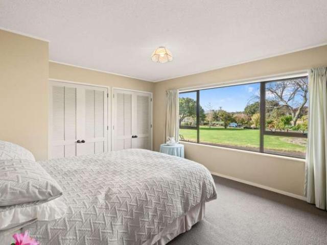 2 Bays Road, Orere Point, Manukau City