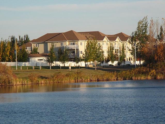 2 Bdrm, 2 Bath, Clean Quiet, Adult Only Apts In West Lethbridge