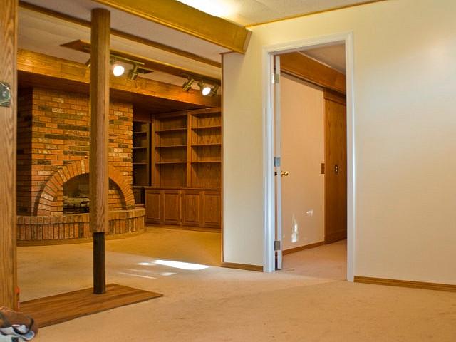 2 Bdrm Suite 4 Blocks To University Excellent For Students