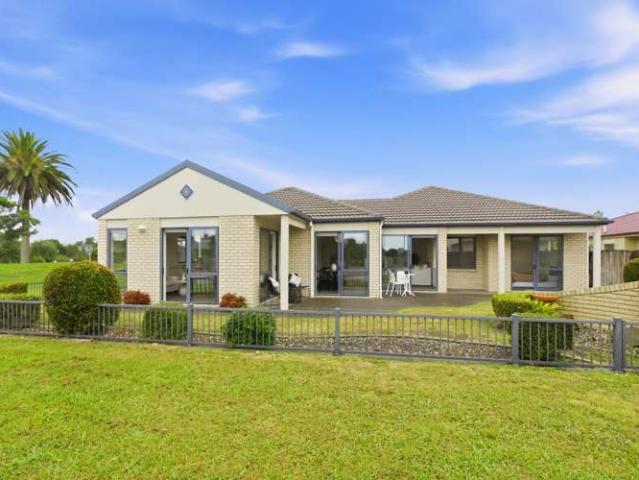 2 Beachwater Drive, Papamoa, Tauranga