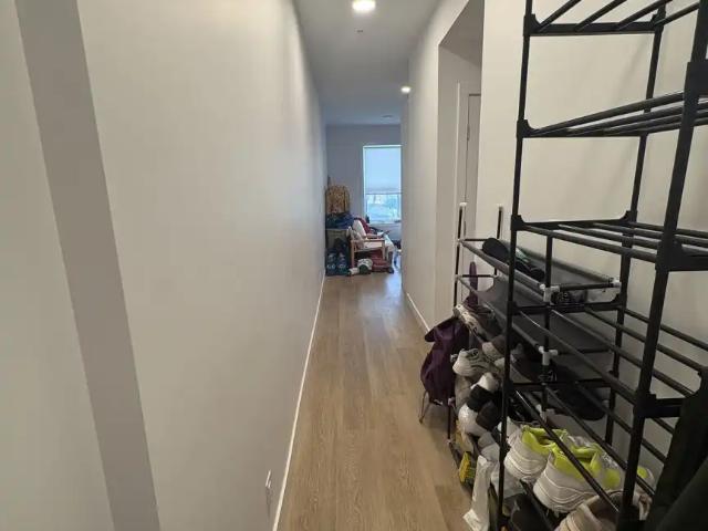 2 Bed/1 Bath Inner City Apartment Tuxedo Park Available for sublease
