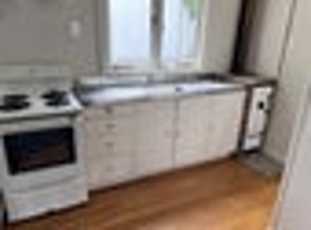 2 Bed 1 bath 77sqm House For Relocation