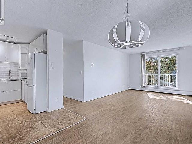2 Bed, 1 Bath Condo In Dalhousie, Nw Calgary