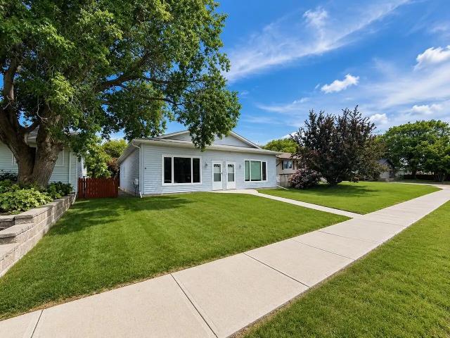 2 Bed 1 Bath Duplex For Rent Gibbons Alberta