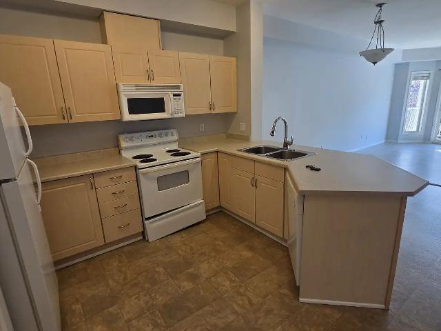 2 Bed 2 Bath at Estates of Clareview. 2 Min Walk to LRT