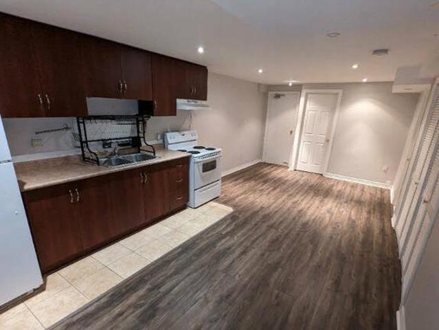 2 bed 2 bath basement parking laundry separate doorway