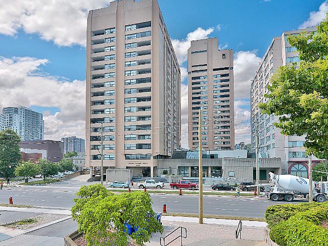2 Bed 2 Bath Beautifully Updated Downtown Condo! Fj89608