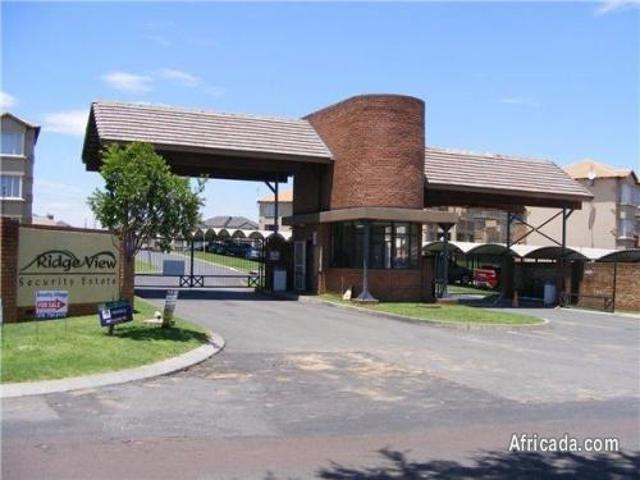 2 bed, 2 bath Ground floor unit with Private Garden