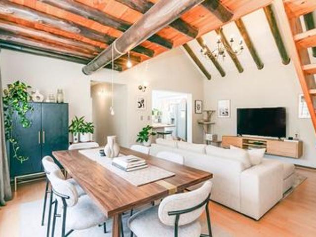 2 bed 2 bath loft in lovely tequesta