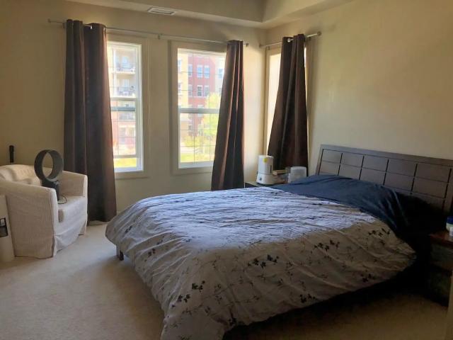 2 bed 2 bath plus den in desirable Lake Bonivista