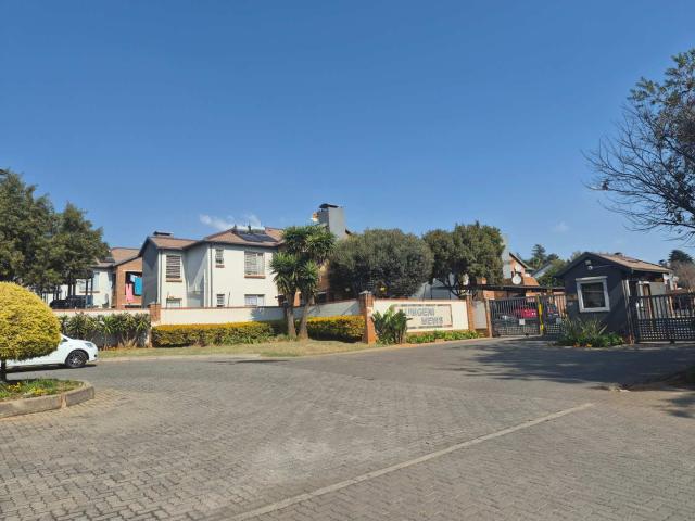 2 Bed, 2 Baths Apartment to rent in Terenure