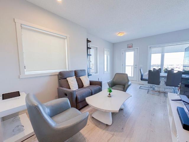 2 Bed 2.5 Bath Sherwood Townhouse | 2 Car Garage + Balcony!