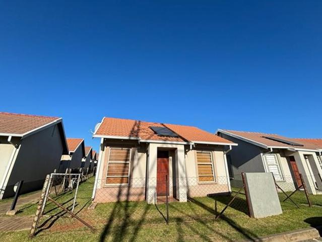 2 Bed Townhouse in Aureus