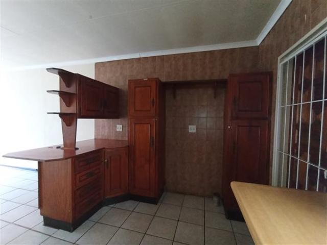 2 Bed Townhouse in Krugersdorp North