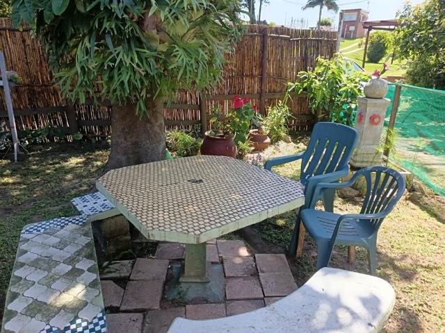 2 Bed Townhouse in Hibberdene
