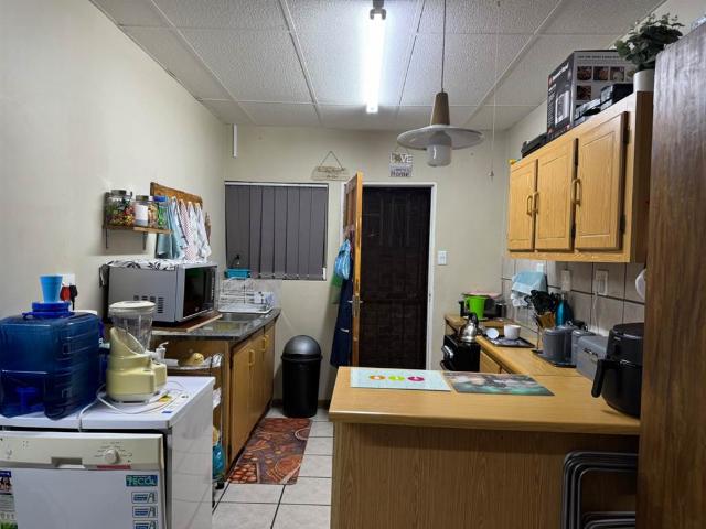 2 Bed Townhouse in Jan Kempdorp