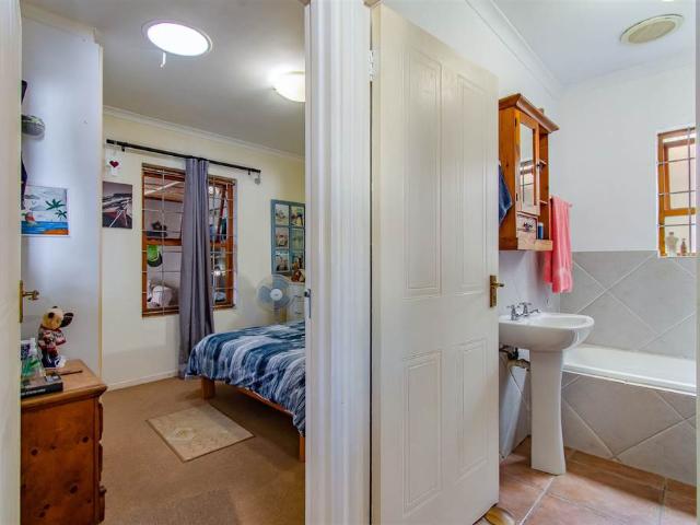 2 Bed Townhouse in Strand Central