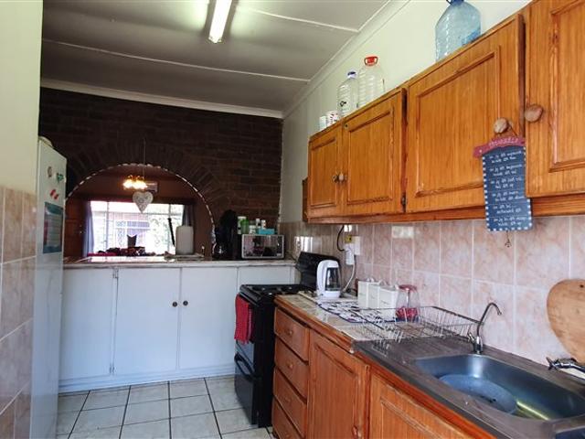 2 Bed Townhouse in Riebeeckstad