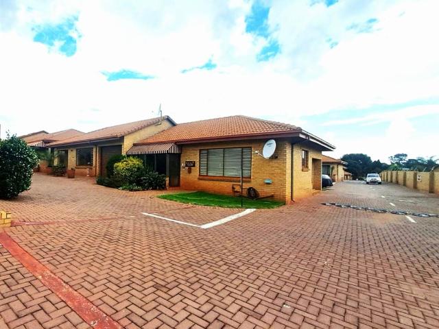 2 Bed Townhouse in Wilro Park