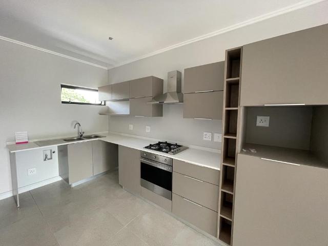 2 Bed Unfurnished Apartment in Bryanston for Rent