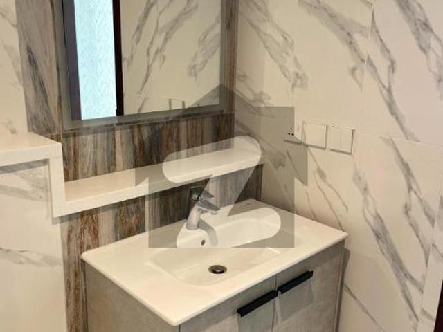 2 Bed Apartment Available For Rent In Silver Oaks Apartments