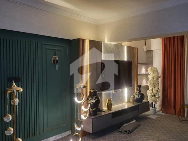 2 Bed Apartment Fully Furnished Fully Renovated
