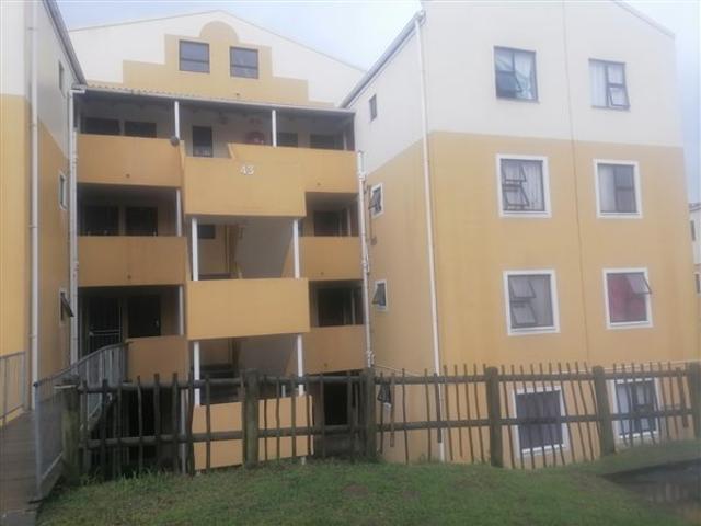 2 Bed Apartment in Amalinda