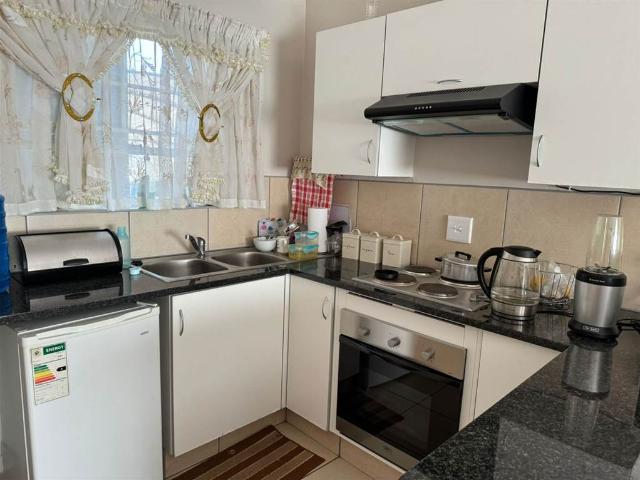 2 Bed Apartment in Sunnyridge