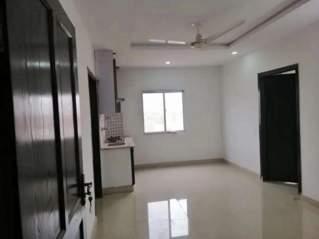 2 bed apartment is for sale Gulberg bussines center executive block Islamabad Gulberg Residencia ID 56624