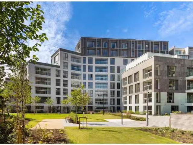 2 Bed Apartments, The Gardens At Elmpark Green, 2 Bed Apartmen.