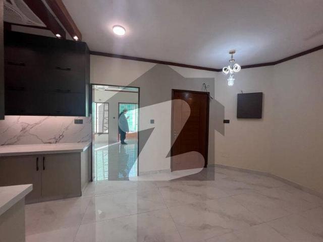2 bed appartment available for sale