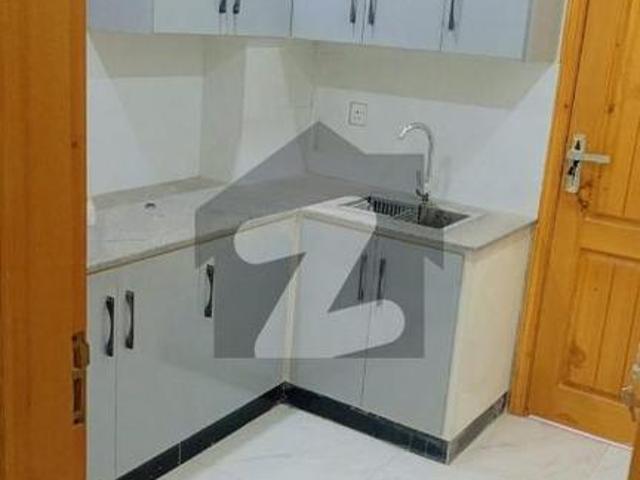 2 bed brand new non furnished appartment available for rent H 13