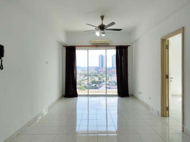 2 Bed Condo for Home Rental in Casa Suites, Jalan SS 20/27, Damansara Intan, Petaling Jaya, Selangor, Malaysia 819sqft