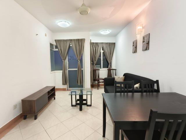 2 Bed Condo for Home Rental in Perdana Exclusive Condo Block E, Damansara Perdana, Petaling Jaya, Selangor, Malaysia 751sqft
