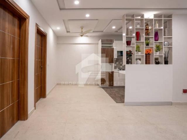 2 Bed Corner Apartment For Rent