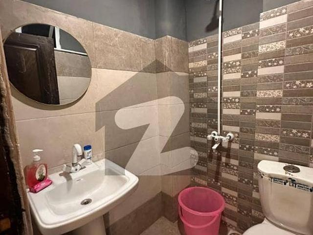 2 Bed D/ Flat For Sale